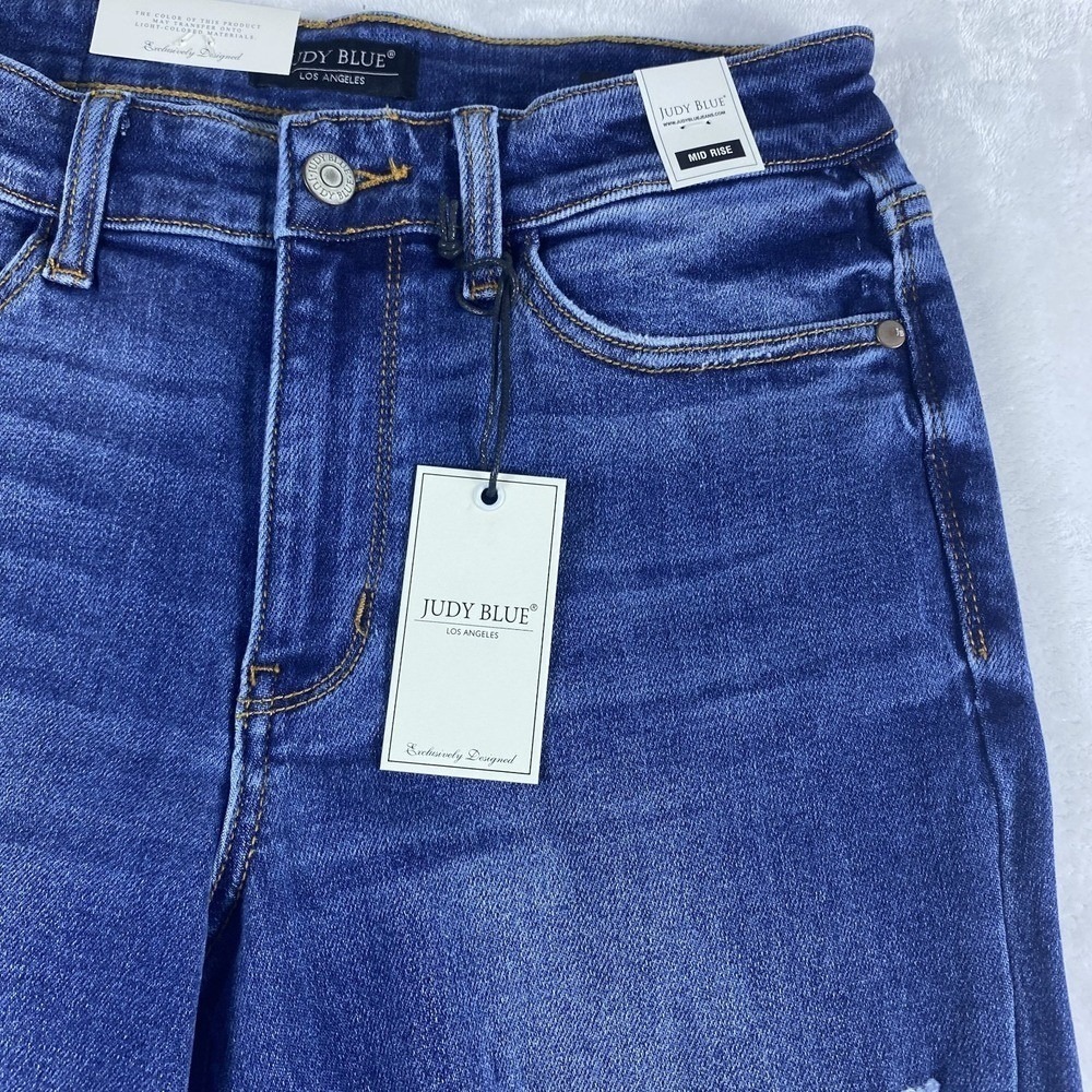 NWT Judy Blue Jeans Sz 31  Mid Rise Straight Distressed Stretchy Relaxed - Picture 11 of 13